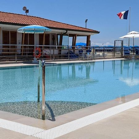 Casa Primavera Viareggio Eksteriør bilde
